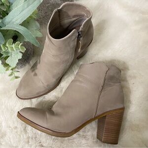 [MIA] Women's Tan Faux Leather Heeled Ankle Boots